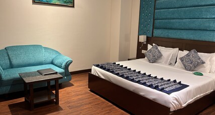 HOTEL KOHINOOR PALACE Room Type - Deluxe Room
