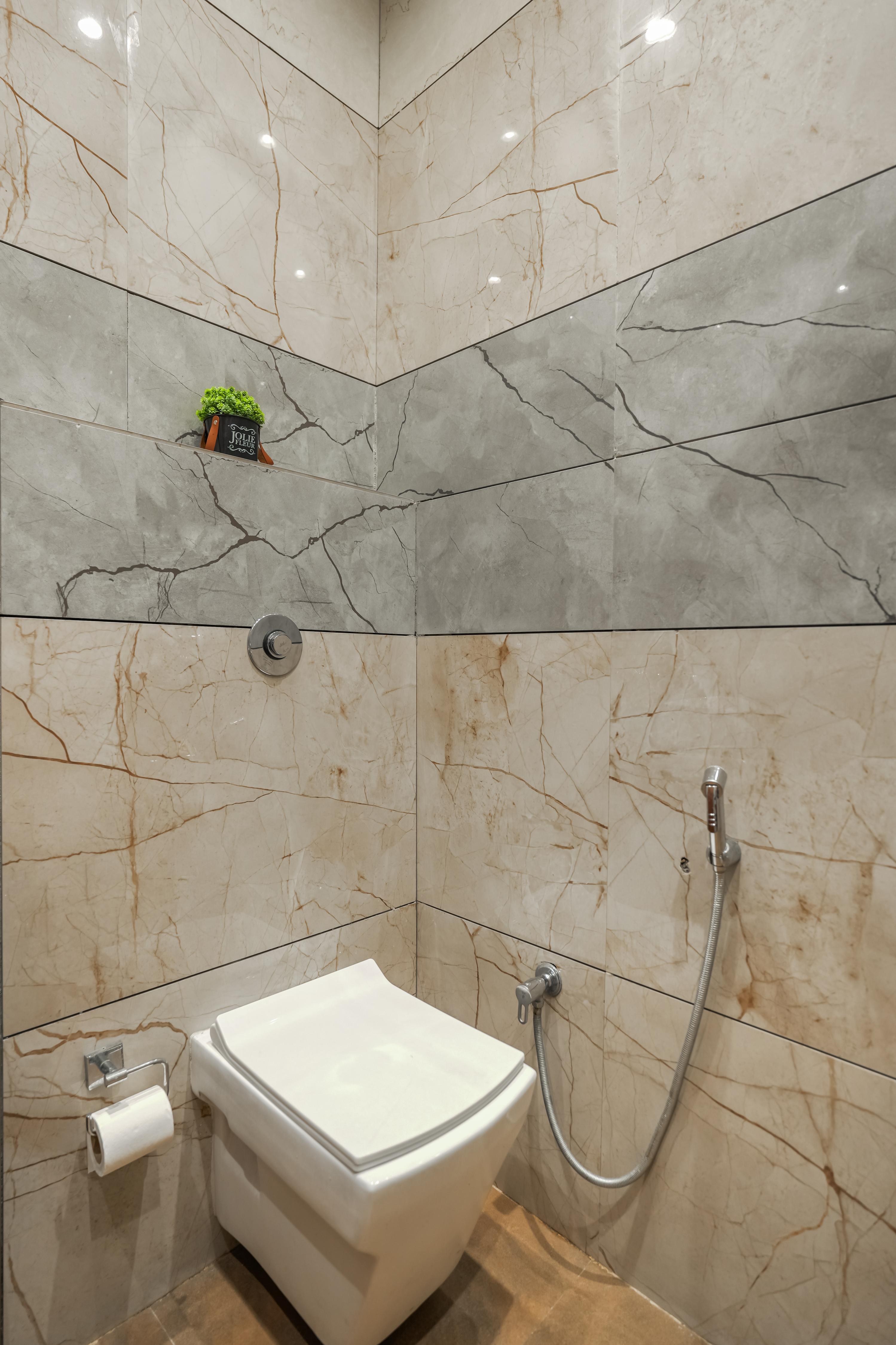 Hotel Elite - 500 Meters from Golden Temple - Tap to explore photos