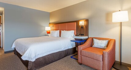 Hampton Inn by Hilton Madison East Towne Mall Area Room Type - 1 KING BED NONSMOKING