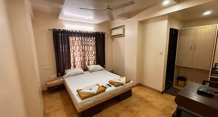 Sai Anand Guest House Room Type - Deluxe AC Room