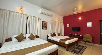 Edan Holidays and Heritage Room Type - family ac room
