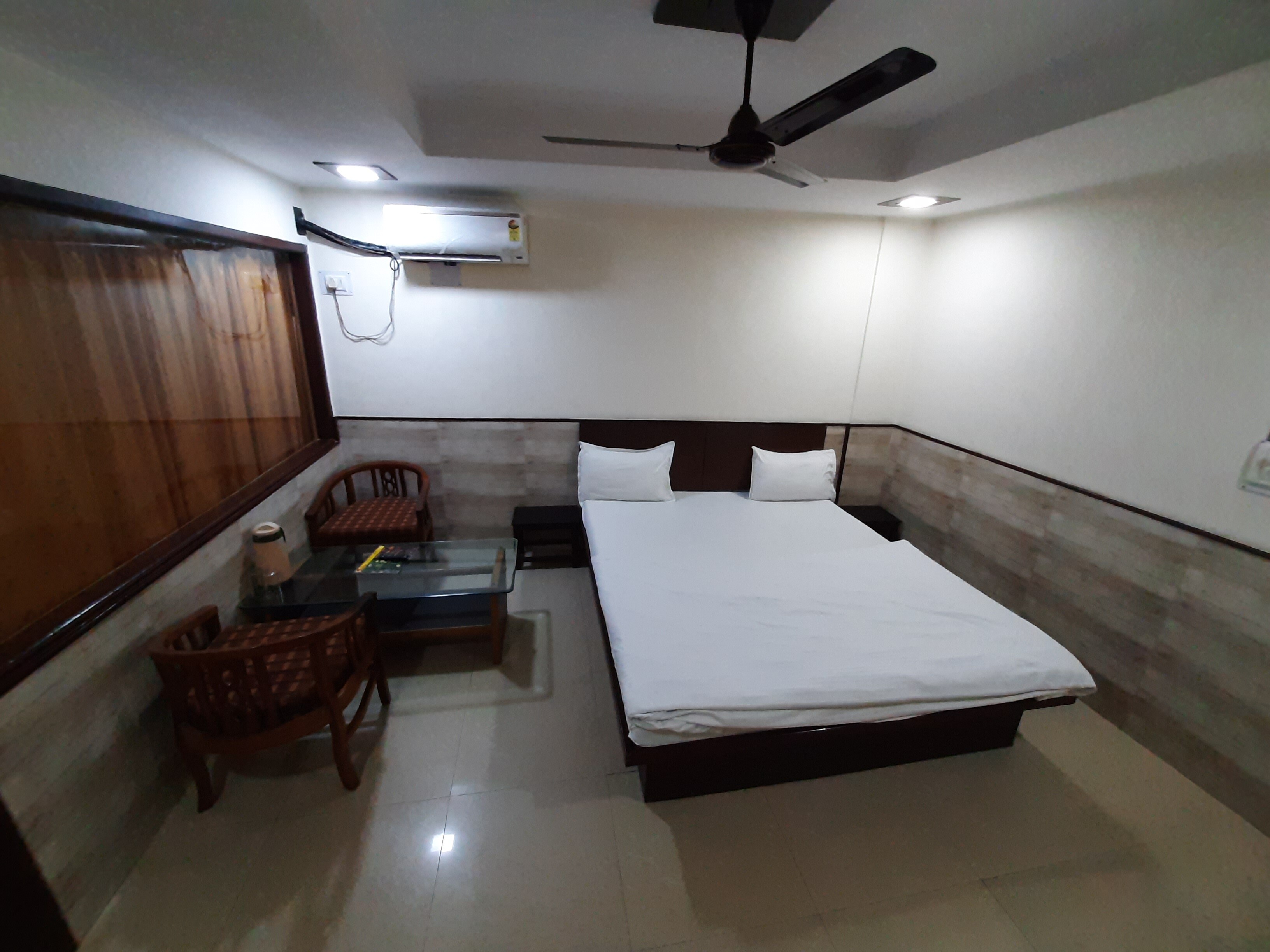 Heavens Guest House - Tap to explore photos
