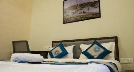 VR Comforts Room Type - Deluxe Twin Sharing Bed Room