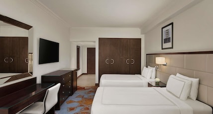 Swissotel Makkah Room Type - Classic room Triple bed Kaaba Swissotel Makkah Room Type - Classic room Triple bed Kaaba