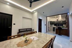 Nana's Residency, Aluva