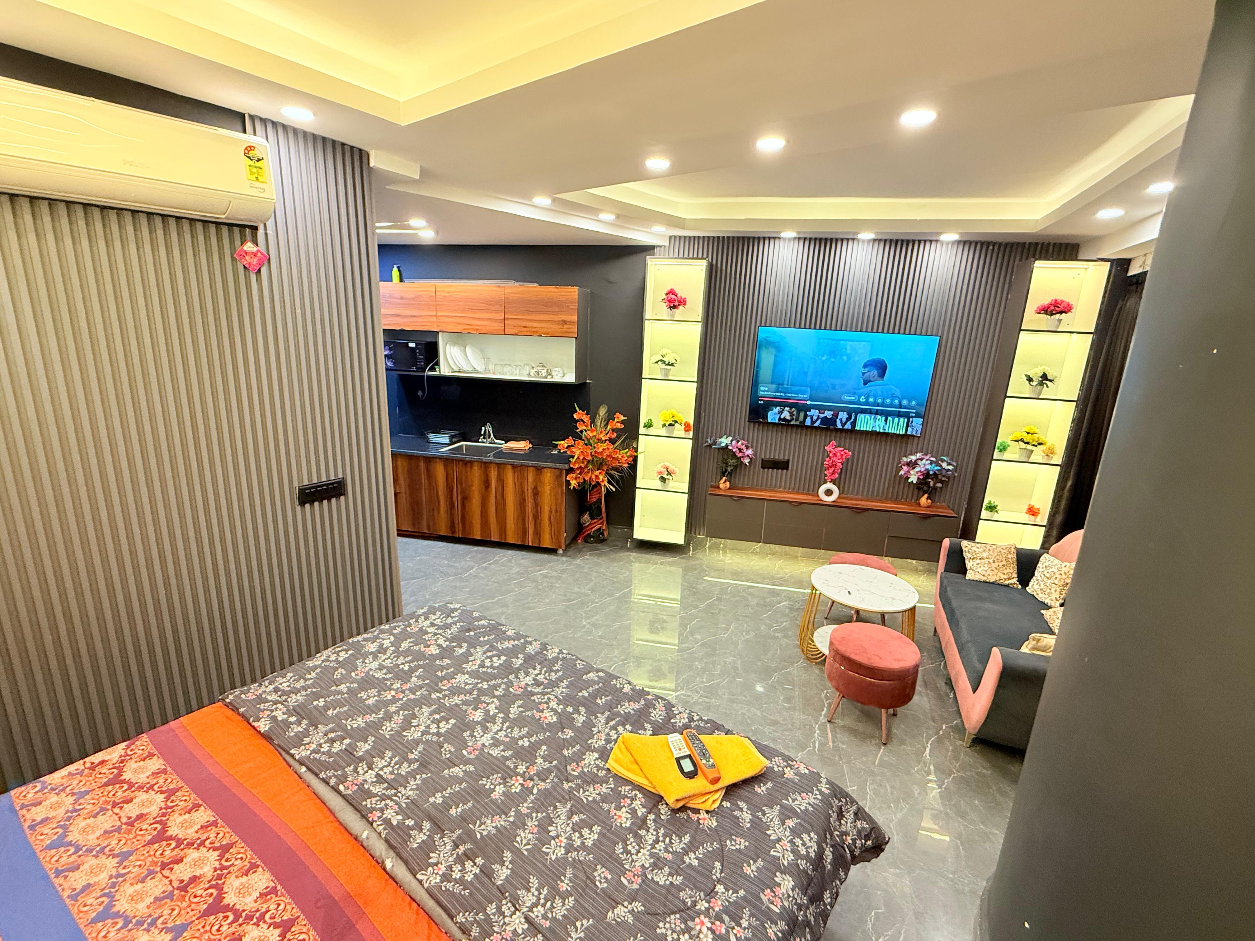 Oshiva Stay Studio Apartment - Tap to explore photos
