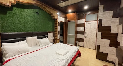 Royal King Room Type - Deluxe Room