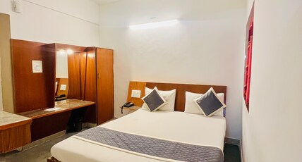 Brindhavan Hotel Room Type - Deluxe Non AC
