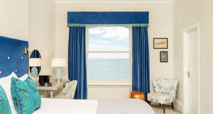 Mercure Brighton Seafront Hotel Room Type - Privilege room with 1 double bed and sea view