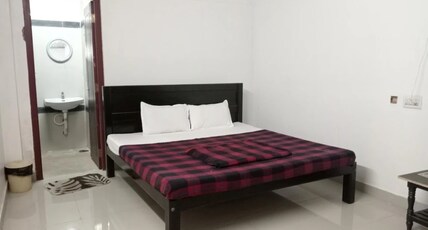 Hilltown near KSRTC Bus Stand Room Type - Budget Double NON AC