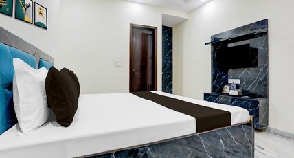 Hotel O Apna Room Type - Classic