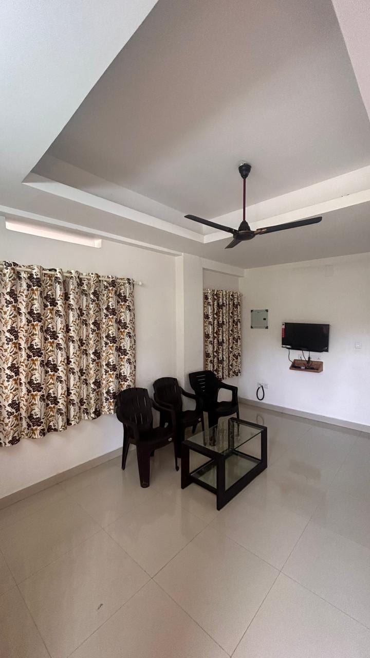 Hotel Onetower 2BHK - Tap to explore photos