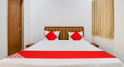 Hotel O by OYO Prathma Room Type - Classic