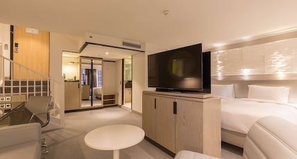 Radisson Blu Hotel, Amsterdam Room Type - Junior Suite Radisson Blu Hotel, Amsterdam Room Type - Junior Suite