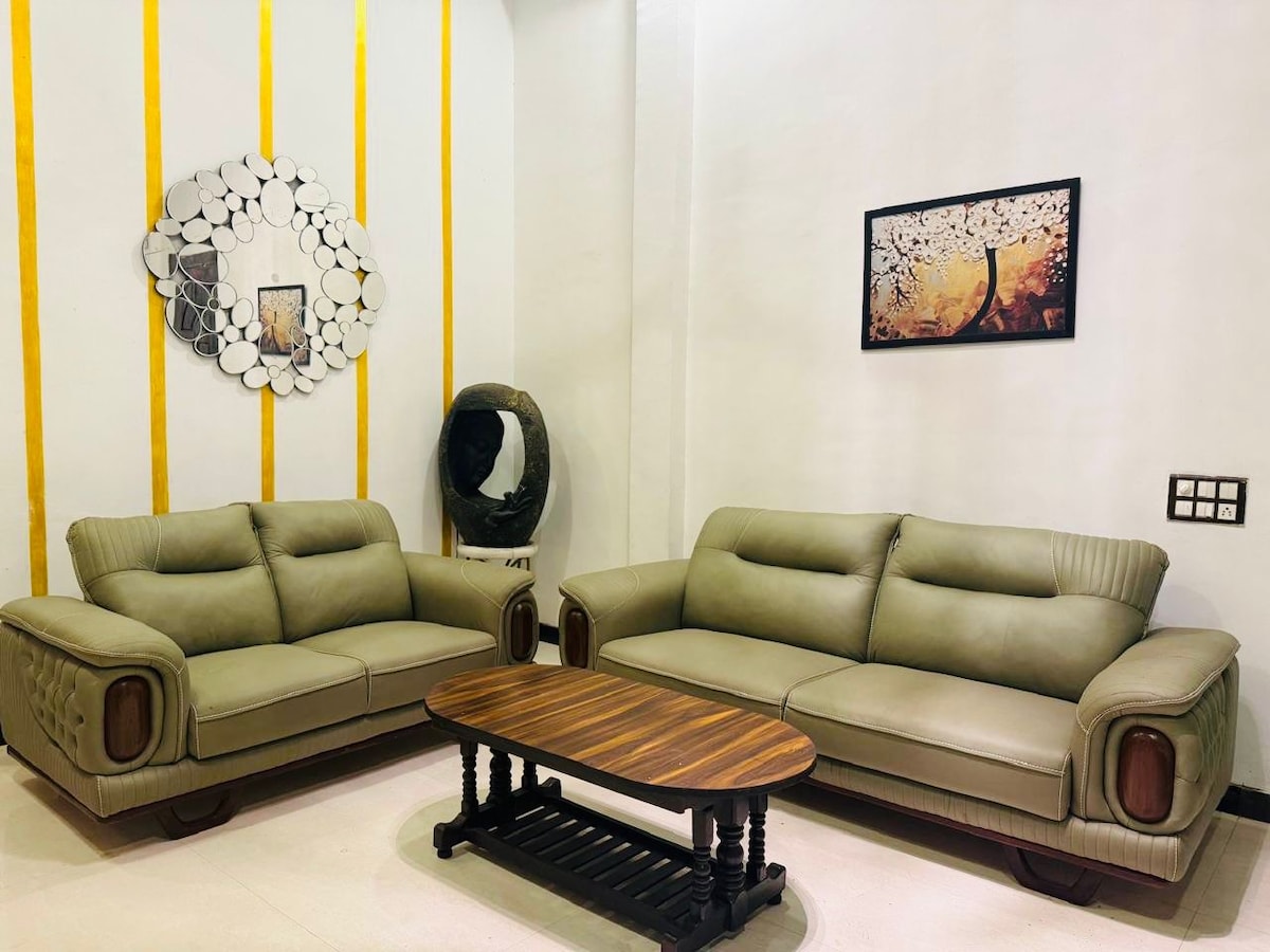 4Bhk luxurious villa with pvt pool in Lonavala - Tap to explore photos