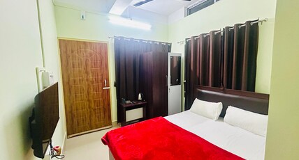 JM Suites Room Type - Deluxe Double Room