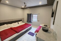 Hotel Manthan Palace