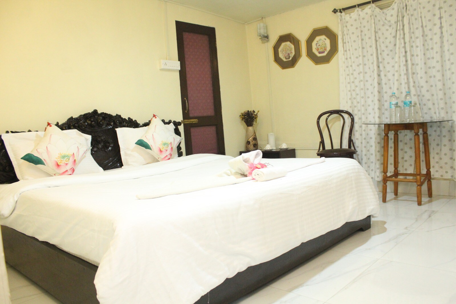 The Aesthetics Home Stay - Tap to explore photos