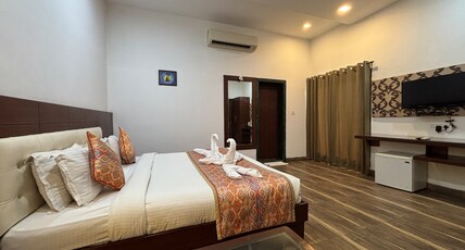 The Elegance Resort Room Type - Super Deluxe