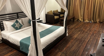 SinQ Beach Morjim. Room Type - Signature Beach Suite with Jacuzzi in the Balcony - Sea view SinQ Beach Morjim. Room Type - Signature Beach Suite with Jacuzzi in the Balcony - Sea view