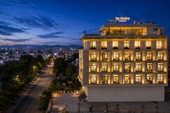 Address of 7 Rays hotel