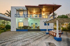 Seclude By the Lake, Alleppey - Rooms & Swimming Pool  