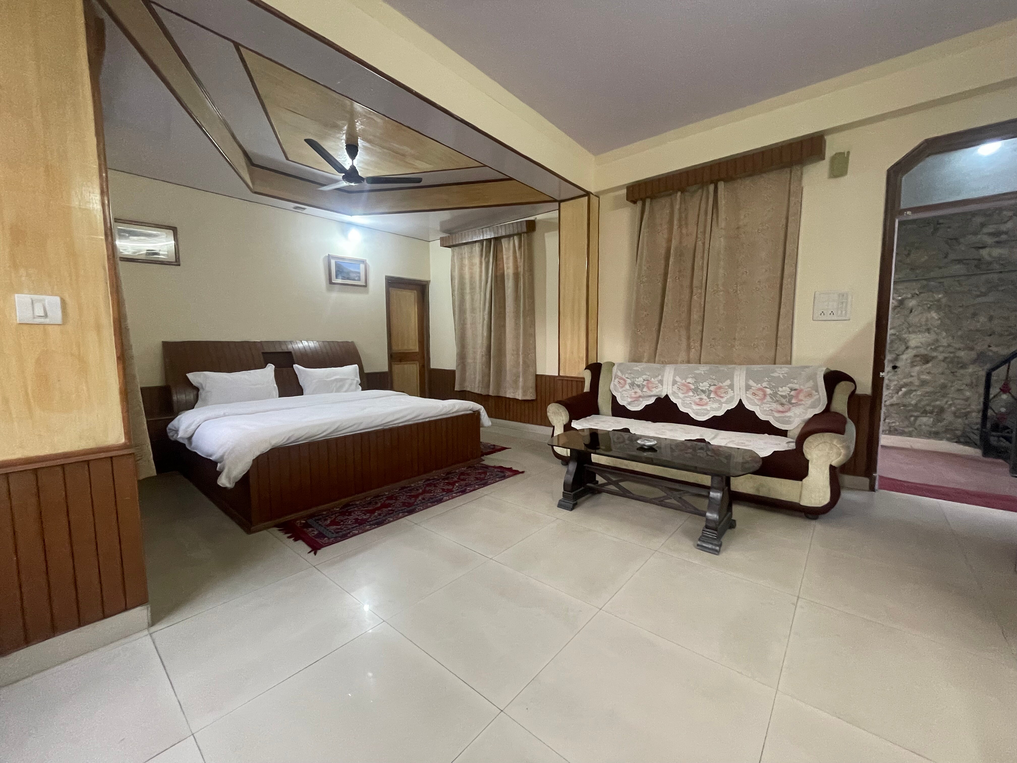 Deepjyoti Homestay - Tap to explore photos