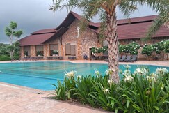 Jollywood Banquets & Resort