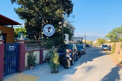 UDS CAFE AND HOMESTAY