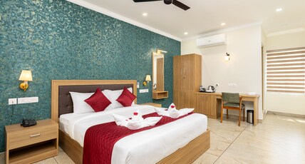 Esaa Airport Hotel Room Type - STANDARD DELUXE