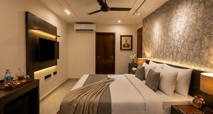 Hotel The BM Velvet - Rohini Room Type - Deluxe Room With Smart TV
