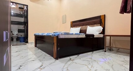 Shri garun govind dham Room Type - Bedroom 2