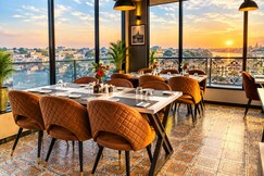 Hotel Glorious Grand