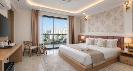 Qotel Signature - Golf Course Road Room Type - Executive Suite with Private Balcony Qotel Signature - Golf Course Road Room Type - Executive Suite with Private Balcony