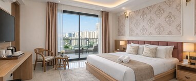 Qotel Signature | Premium Boutique Stay Near Golf Course Road & Rapid Metro