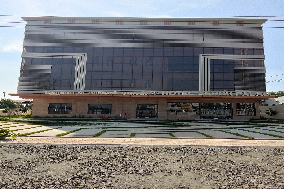 HOTEL ASHOK PALACE - Tap to explore photos