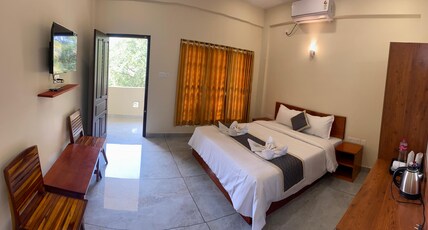 Siva Bharg Room Type - Standard Doubel Room with Fan