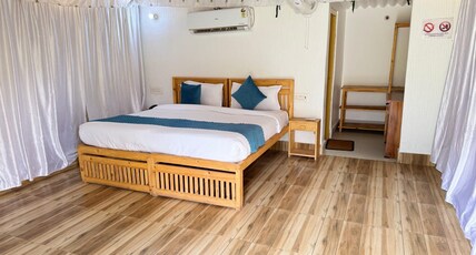 Wild Vista Marchula Resort Room Type - Imperial AC Tents