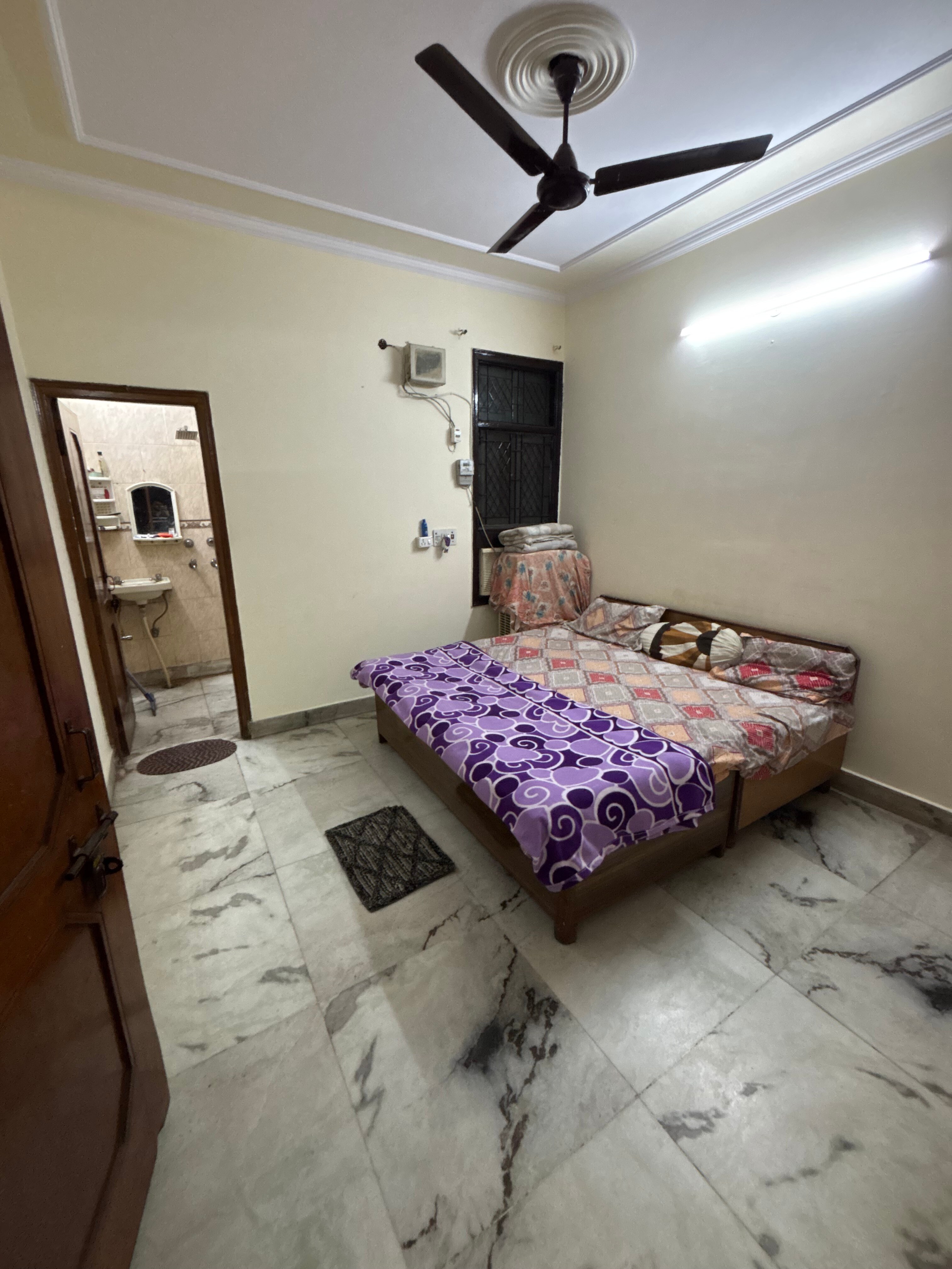 Budget-Friendly Homestay | Clean, Spacious & Well-Maintained - Tap to explore photos