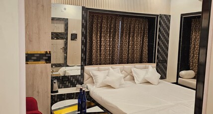 LUXE LAGOON Room Type - Executive Suite