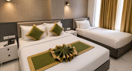 Sabu's Grand Royale- Thampanoor Room Type - Grand Suites Triple