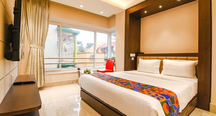 FabHotel Samotel - Nr. Kolkata Airport Room Type - Deluxe Room