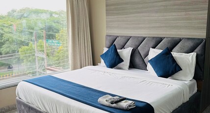 Hotel Classic Inn Room Type - Deluxe Room