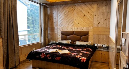 Whistling Wood Guest House Room Type - Deluxe Room