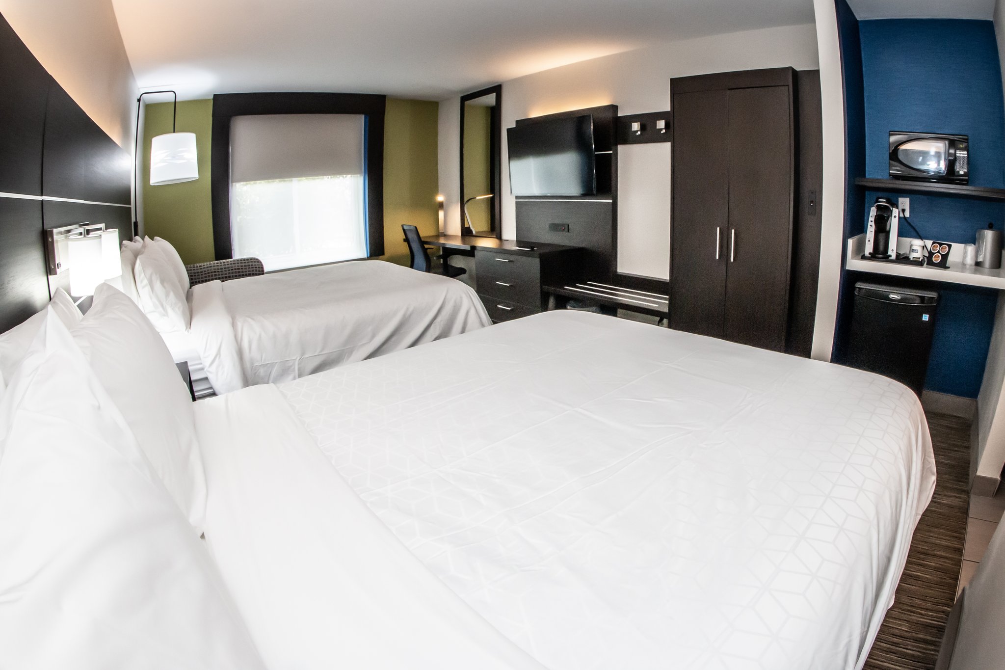 Holiday Inn Express Allentown North - Tap to explore photos