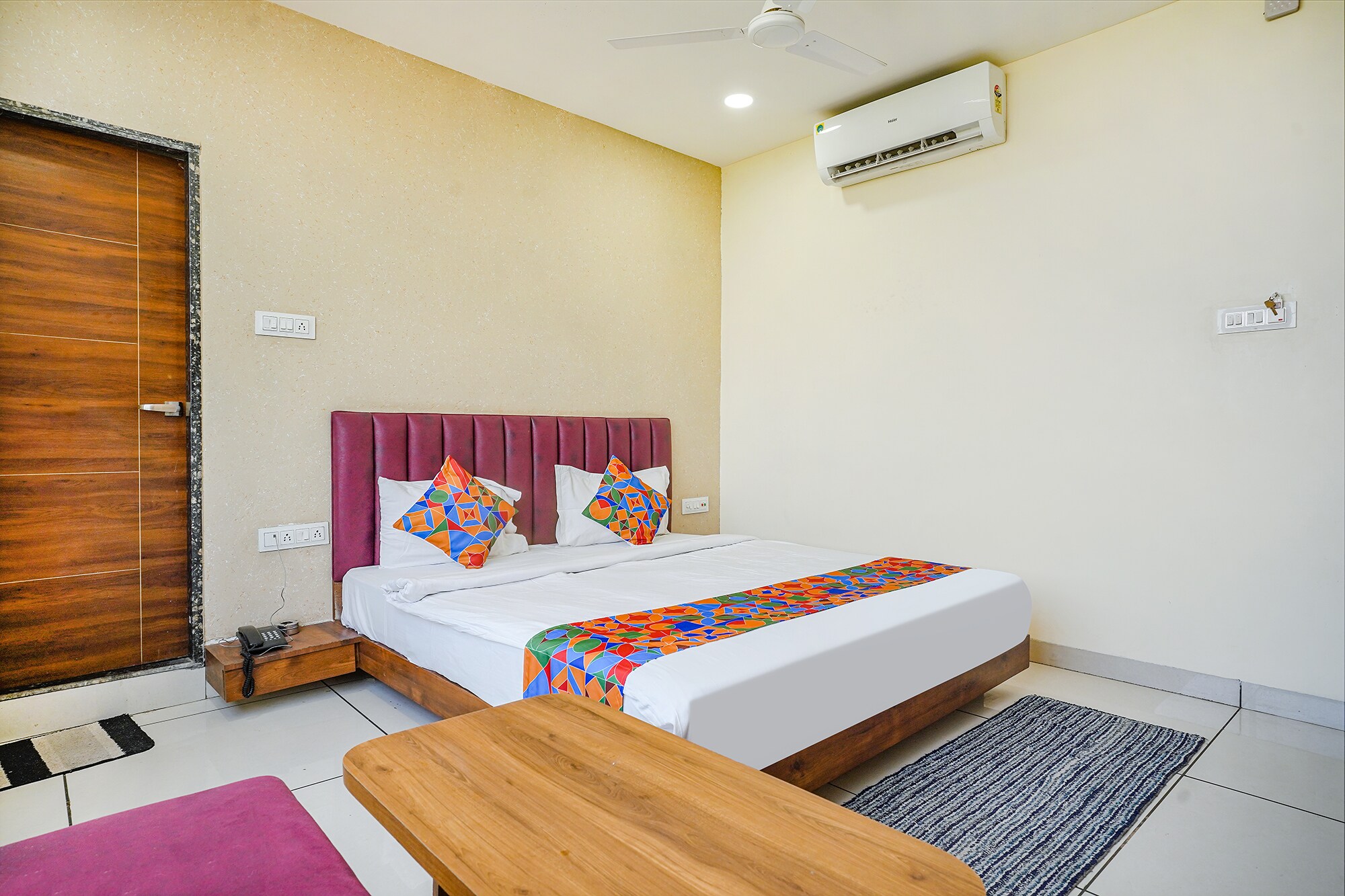 FabHotel Sukh Vilas - Tap to explore photos