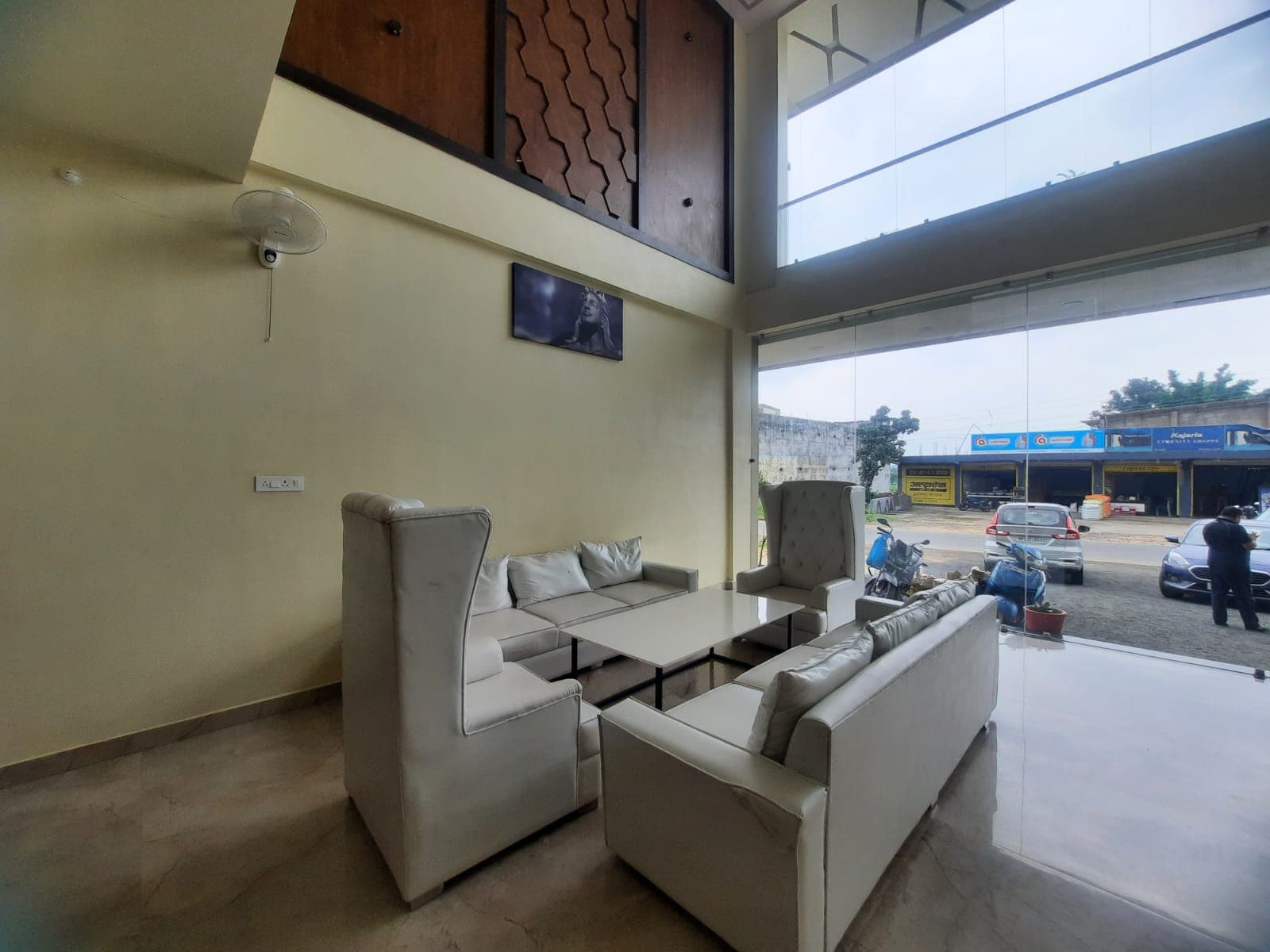 Main gallery