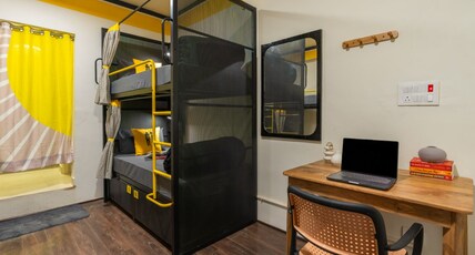 The Hosteller Nainital Room Type - Bed in 6 Bed Mixed Dormitory