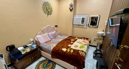 Budget homestay near bkc Room Type - “Dreamers” Homestay” r3 near bkc