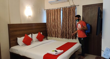 HOTEL ROYAL ENCLAVE Room Type - Deluxe Non AC ( Below 20 years are not allowed)